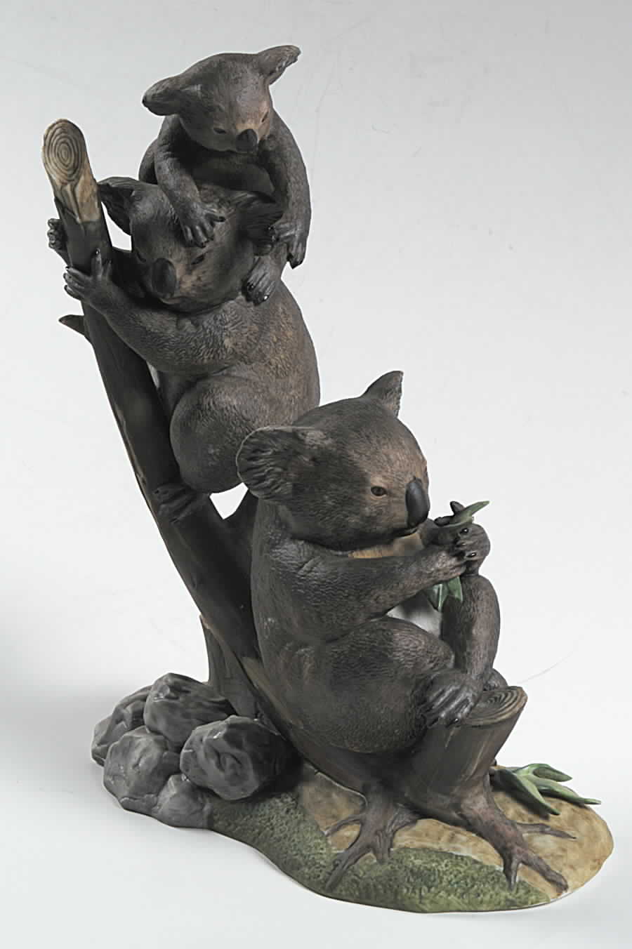 Wildlife of The Seven Continents Koalas - Boxed by Lenox-1