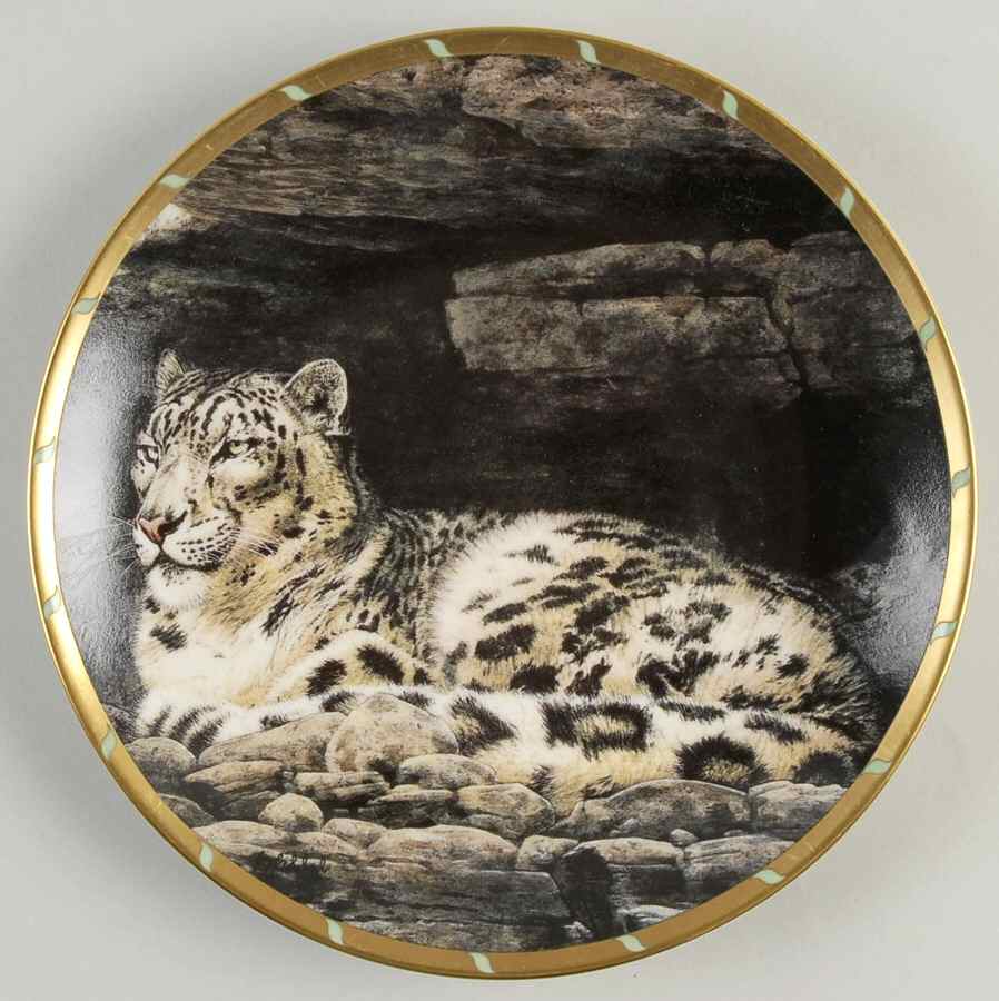 Royal Cats Rocky Refuge - No Box by Lenox-1