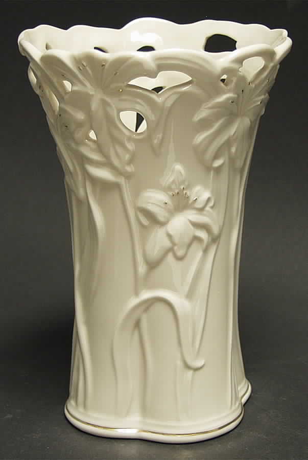 Mothers Day Vase Lovely Daylilies - Boxed by Lenox-1