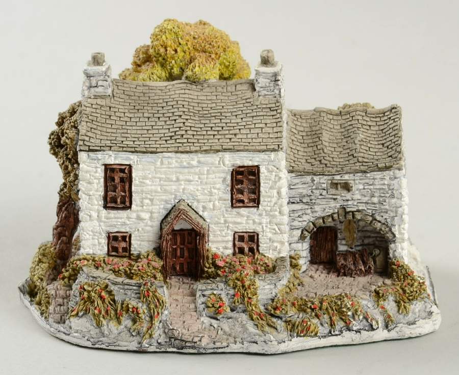 Welsh Collection Brecon Bach - Boxed by Lilliput Lane-1