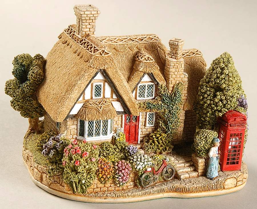 Liliput Lane Cottages Chatterbox Corner - No Box by Lilliput Lane-1