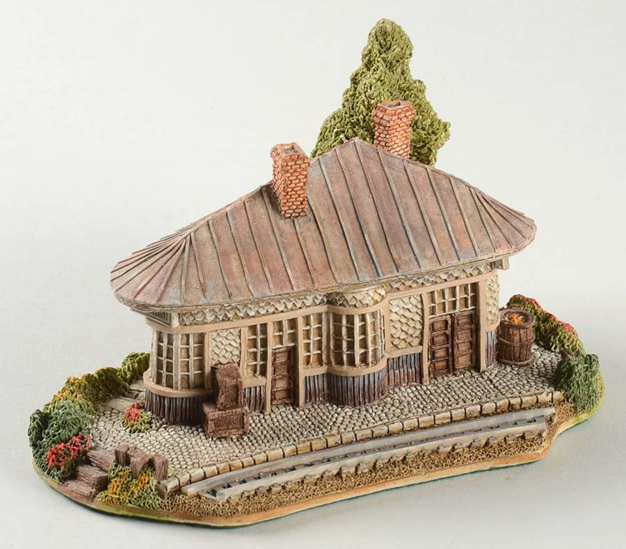 American Collection-1st Hometown Depot - No Box by Lilliput Lane-1