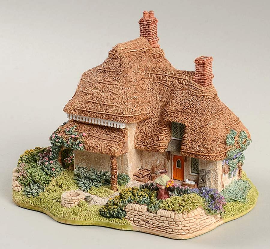 Anniversary Gertrude's Garden - Boxed by Lilliput Lane-1