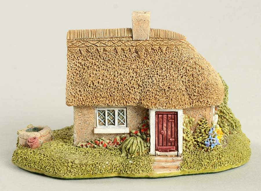 English Cottages Daisy Cottage - Boxed by Lilliput Lane-1
