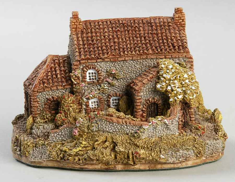 English Cottages Bay View - Boxed by Lilliput Lane-1