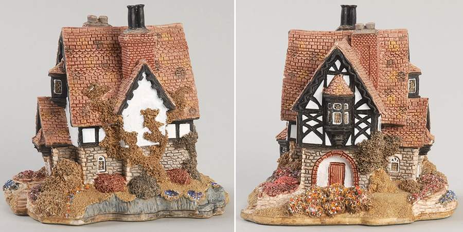 English Cottages Tanglewood Lodge - No Box by Lilliput Lane-1