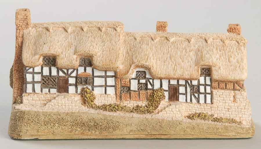 English Cottages Anne Hathaway's Cottage Iii - Boxed by Lilliput Lane-1