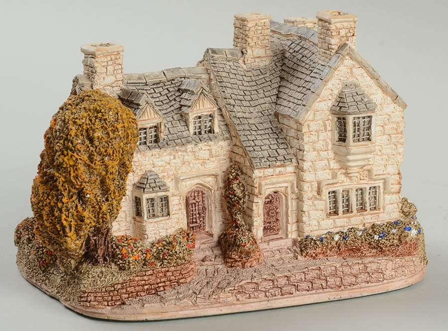 English Cottages Moreton Manor - Boxed by Lilliput Lane-1