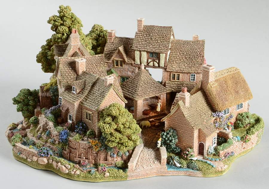 English Cottages Chipping Coombe - Boxed by Lilliput Lane-1