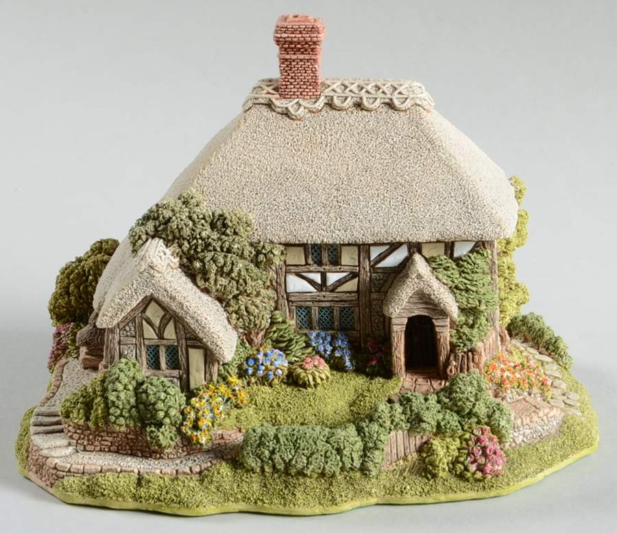 English Cottages Old Shop At Bignor - Boxed by Lilliput Lane-1