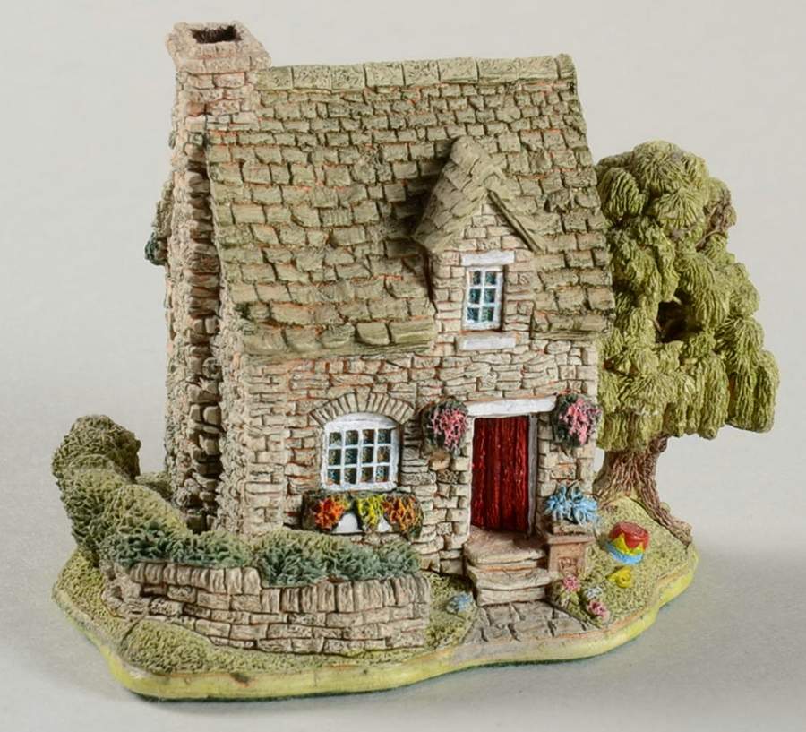 English Cottages Fuchsia Cottage - Boxed by Lilliput Lane-1