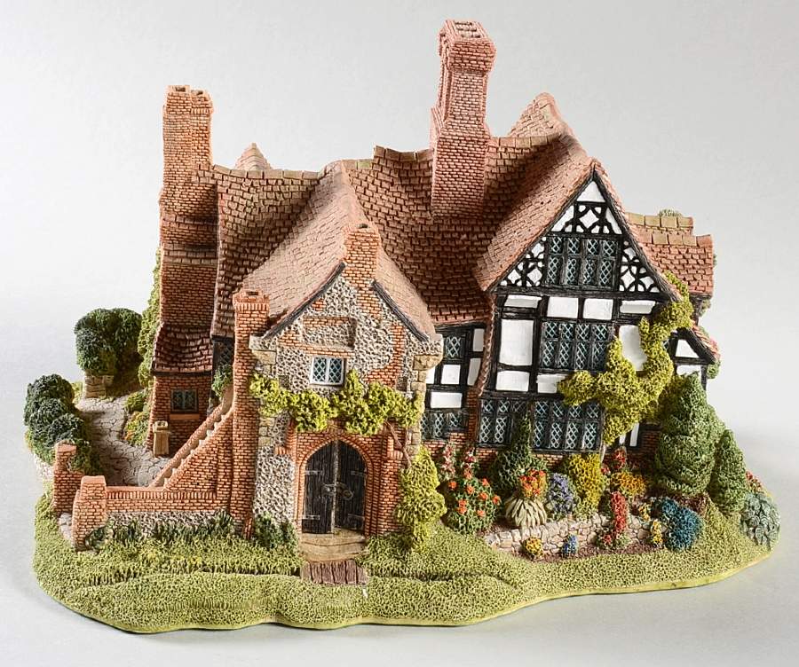 English Cottages Anne Of Cleves - Boxed by Lilliput Lane-1