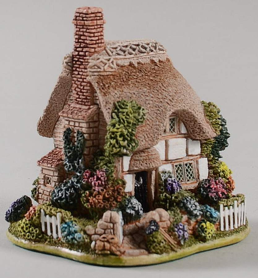 English Cottages Lucky Charms - No Box by Lilliput Lane-1