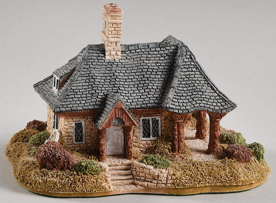 Scottish Collection Kenmore Cottage - With Box by Lilliput Lane-1
