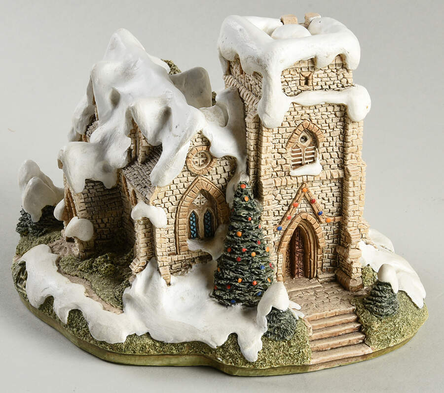 Christmas Specials Cottage St. Nicholas Church - Boxed by Lilliput Lane-1