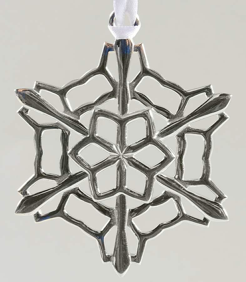 Annual Snowflake Ornaments 2014 Snowflake - Boxed by Lunt Silver-1