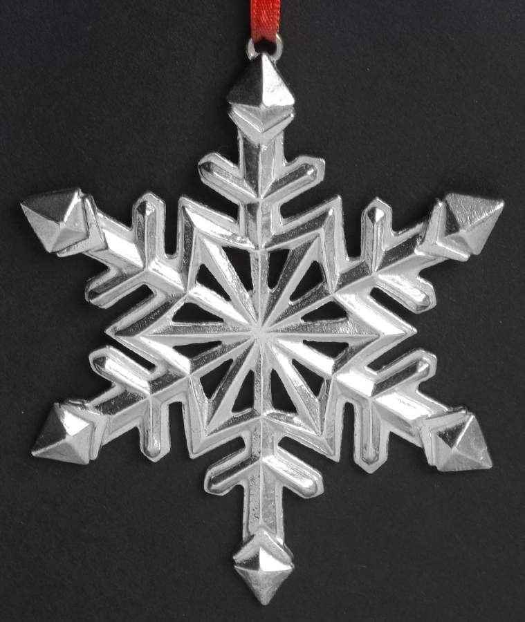 Annual Snowflake Ornaments 2005 Snowflake - Boxed by Lunt Silver-1