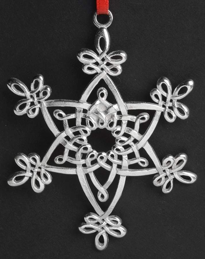 Annual Snowflake Ornaments 2002 Snowflake - Boxed by Lunt Silver-1
