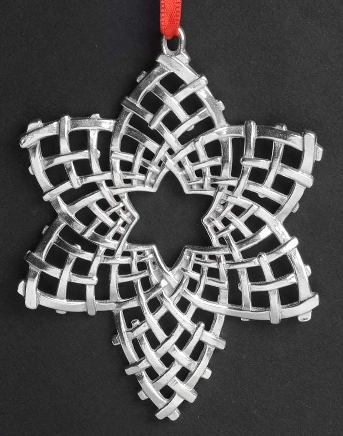 Annual Snowflake Ornaments 2001 Snowflake - Boxed by Lunt Silver-1