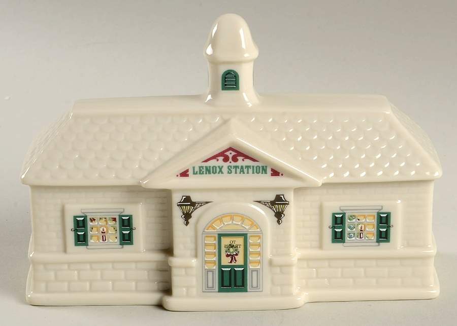 Holiday Village Railroad Station - Boxed by Lenox-1