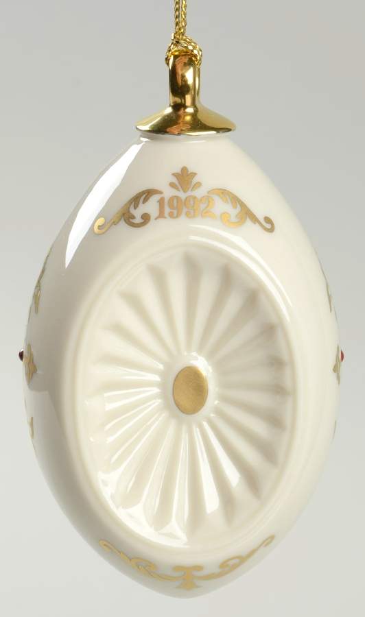 Annual Christmas Ornament 1992-Traditional Reflector - Boxed by Lenox-1