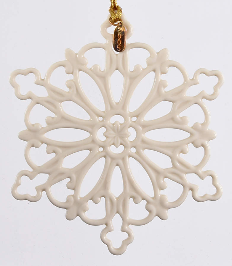 Snow Fantasies Snowflake 2005-Snowflake - No Box by Lenox-1