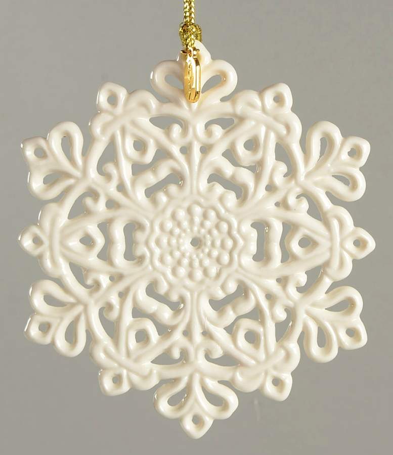 Snow Fantasies Snowflake 2017-Snowflake - Boxed by Lenox-1
