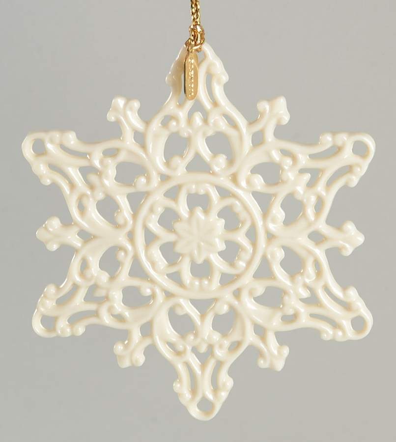 Snow Fantasies Snowflake 2002-Snowflake - Boxed by Lenox-1