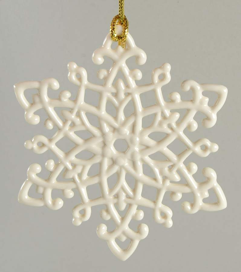 Snow Fantasies Snowflake 2016-Snowflake - Boxed by Lenox-1