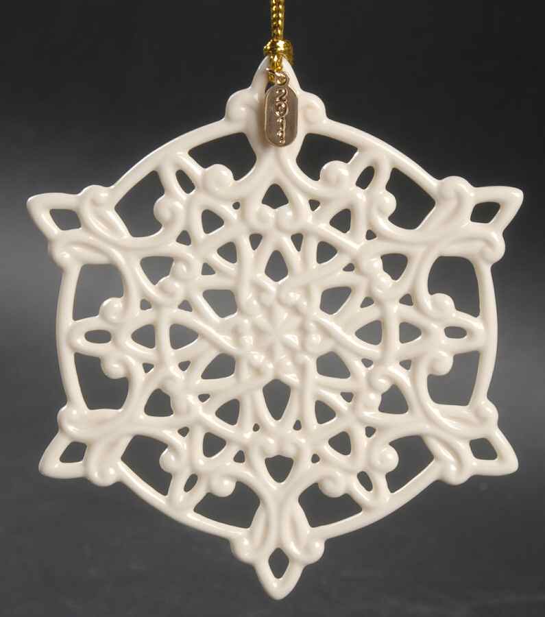 Snow Fantasies Snowflake 2011-Snowflake - No Box by Lenox-1