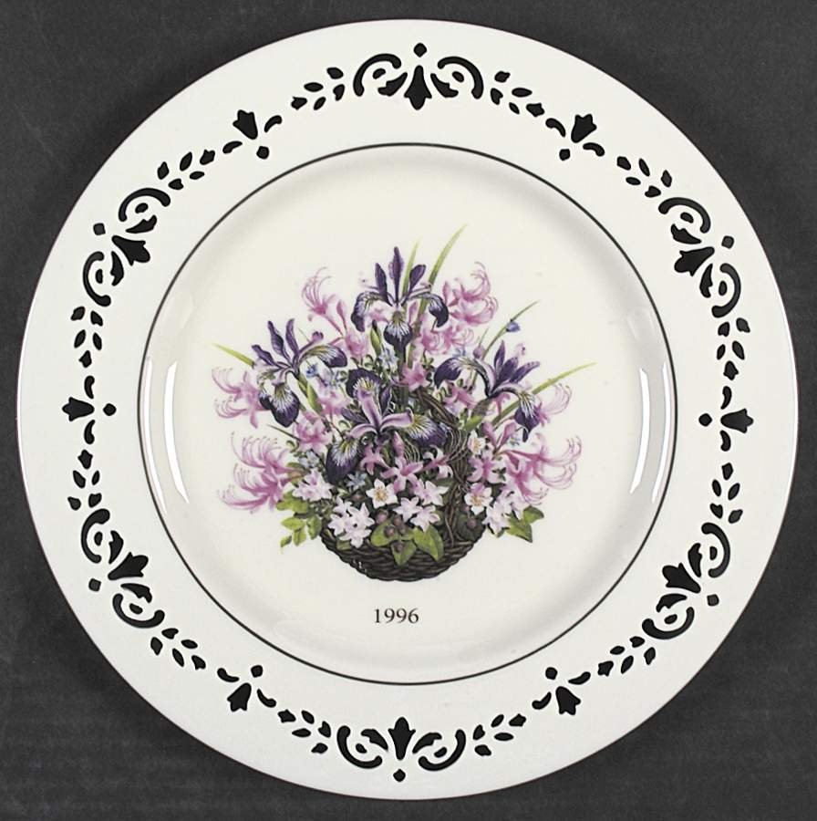 Colonial Bouquet Massachusetts - Boxed by Lenox-1