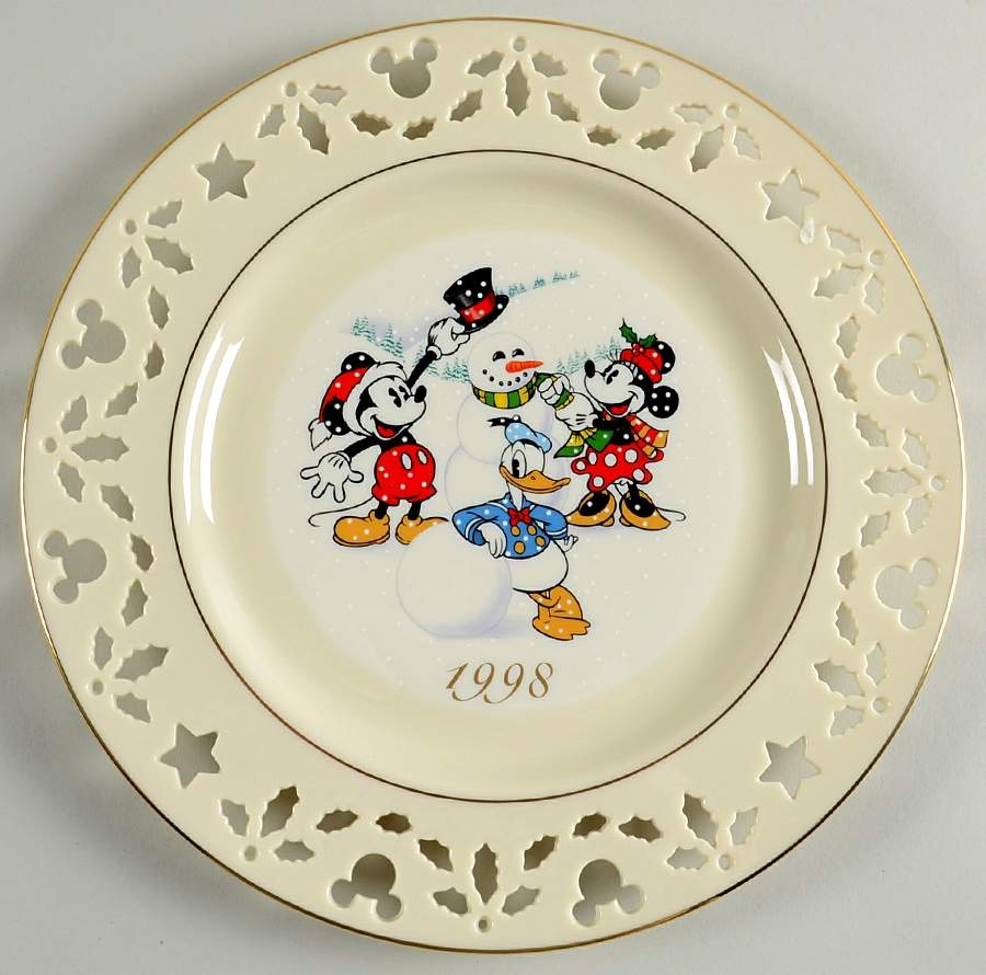 Disney-Mickey and Minnie Building Snowman - No Box by Lenox-1