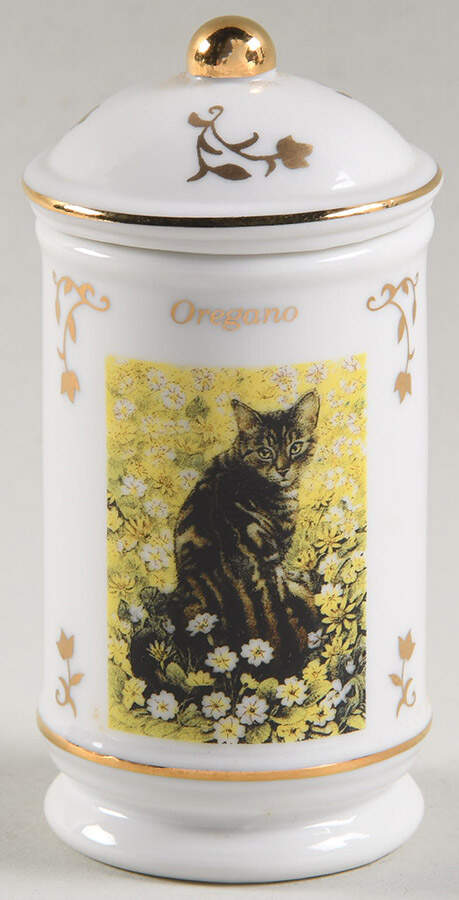 Cats of Distinction Oregano - Spice Jar Set-Ind Jar-Motif 16 by Lenox-1