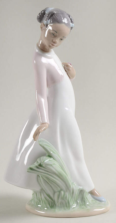 Black Legacy Collection Pretty Flowers! - Boxed by Lladro-1