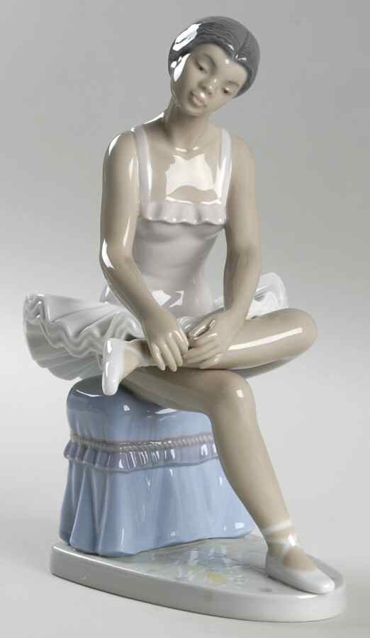 Black Legacy Collection Finishing Touches - No Box by Lladro-1