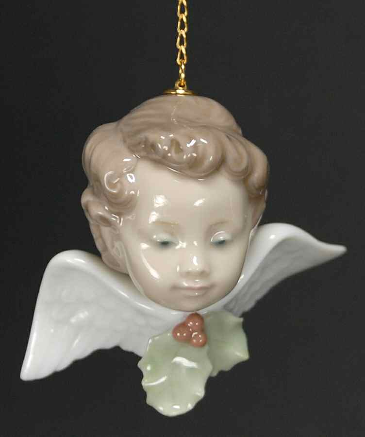 Seraph  Angels Ornaments Seraph With Holly - Boxed by Lladro-1