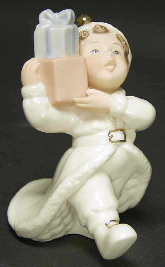 Finishing Touches Figurines Loading The Sleigh - Boxed by Lenox-1