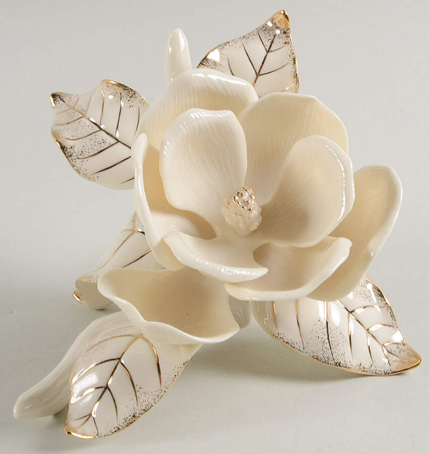 Classic Garden Flowers Magnolia - Boxed by Lenox-1