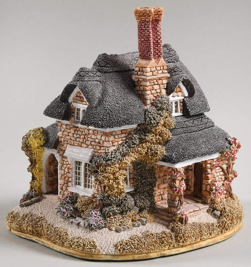Blaise Hamlet Cottage Collection Oak Cottage - Boxed by Lilliput Lane-1