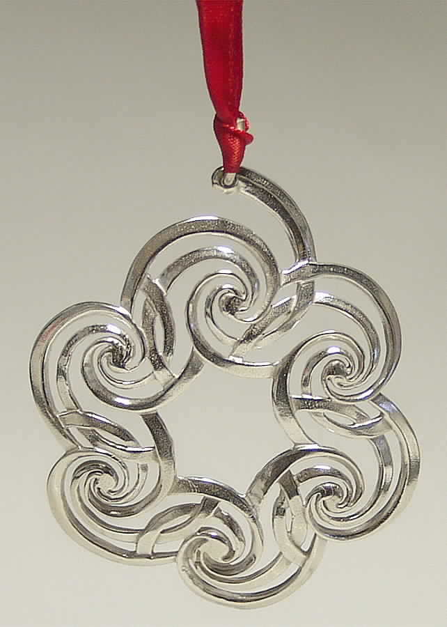 Annual Wreath 2001 - With Box by Lunt Silver-1