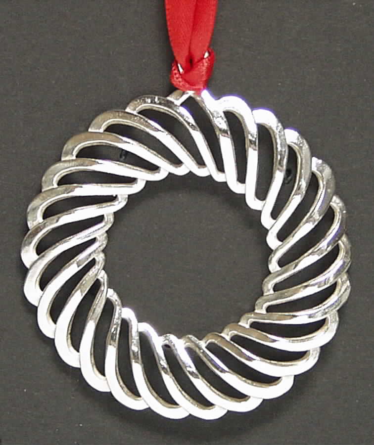 Annual Wreath 2004 - Boxed by Lunt Silver-1