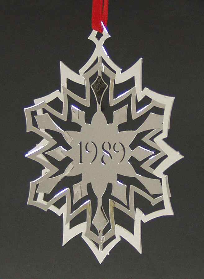 Pierced Snowflake-Silverplate Pierced Snowflake - No Box by Lunt Silver-1