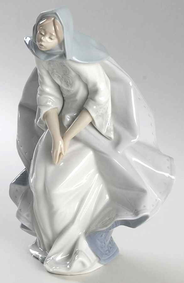 5700 Group Nativity Mary - Boxed by Lladro-1