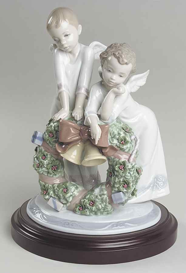 Religious and Nativity A Heavenly Christmas - Boxed by Lladro-1
