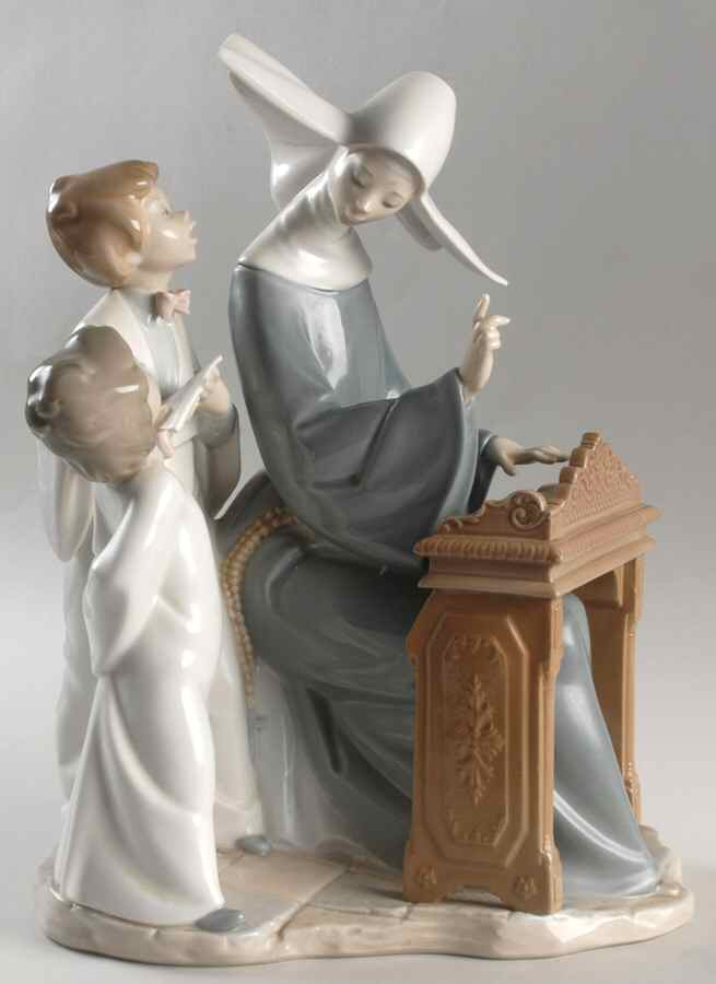 Religious and Nativity Choir Lesson - Boxed by Lladro-1