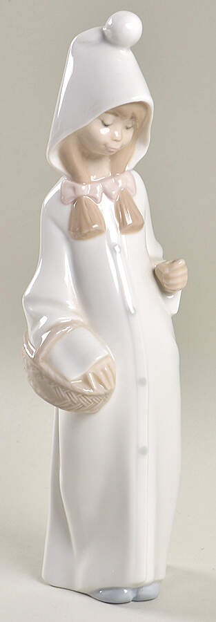Children Nativity Shepherdess With Basket - No Box by Lladro-1