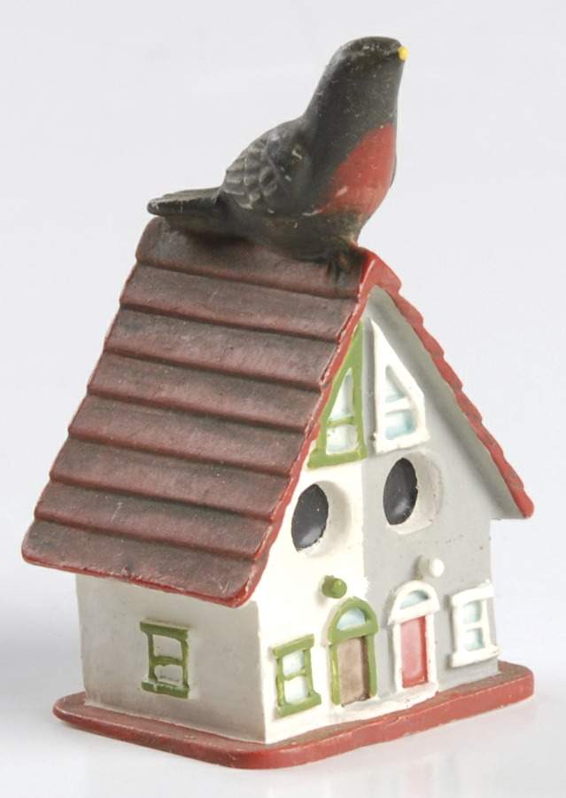Garden Birdhouse Thimble Collection Red Breasted Blackbird On Birdhouse - Boxed by Lenox-1