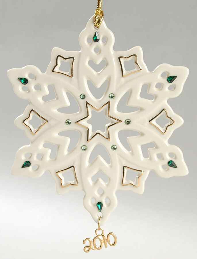 China Snowflake Ornament 2010 Snowflake - Boxed by Lenox-1