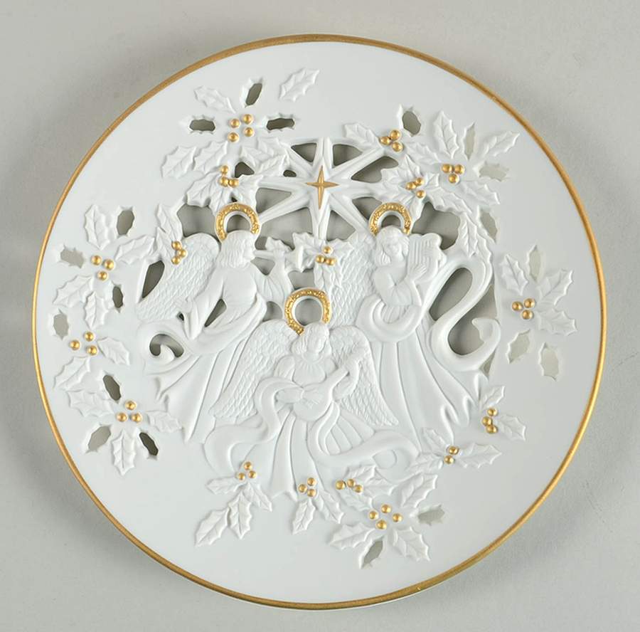Pierced Nativity Plates Heralding Angels - Boxed by Lenox-1
