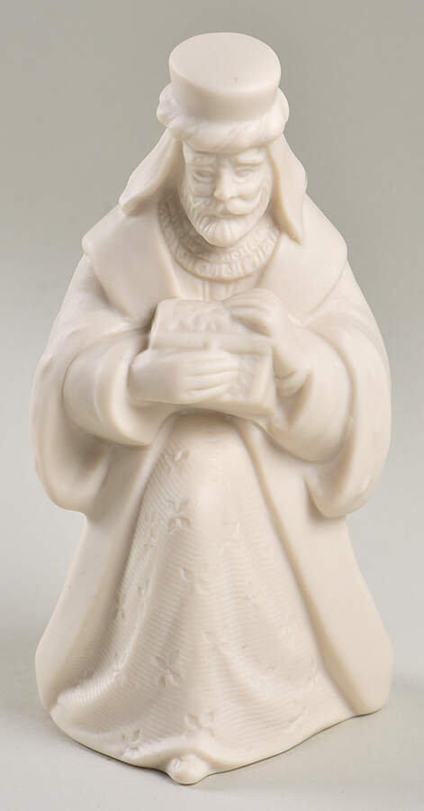 Commemorate 2000 Nativity Melchoir-King Kneeling - No Box by Lenox-1